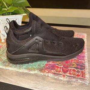 Puma Men’s Softfoam Optimal Comfort Sneakers